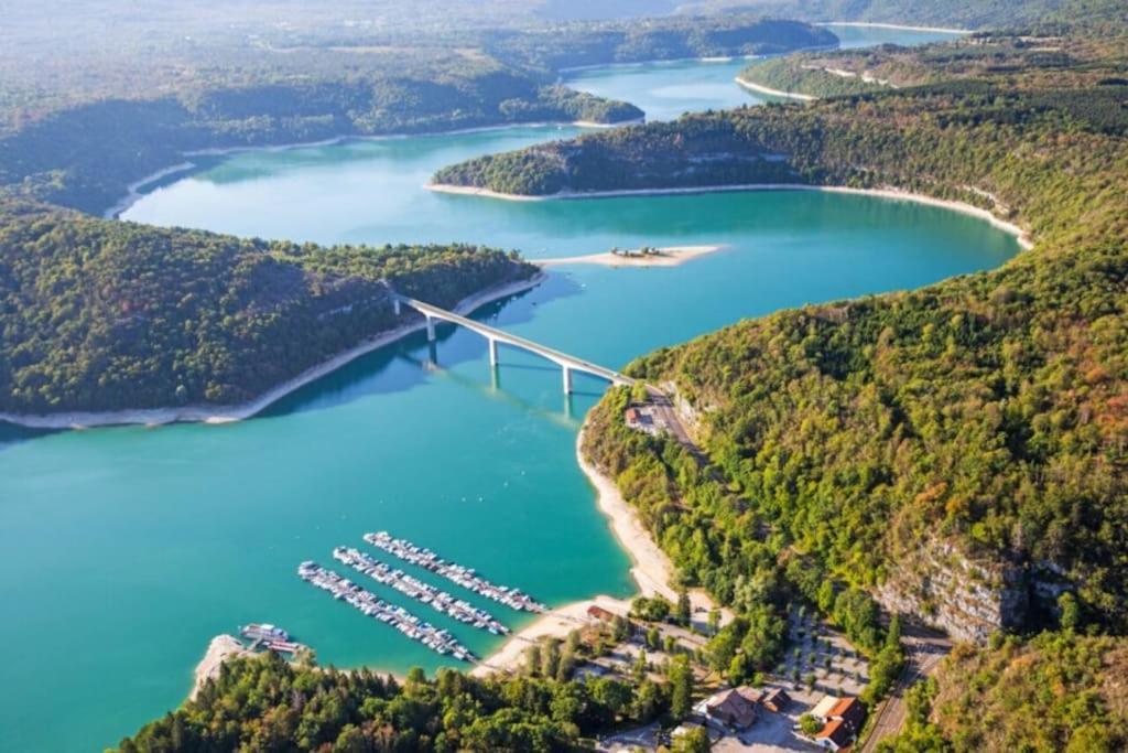 Gites Aux Granges Du Vilaret Clairvaux-les-Lacs Exterior foto